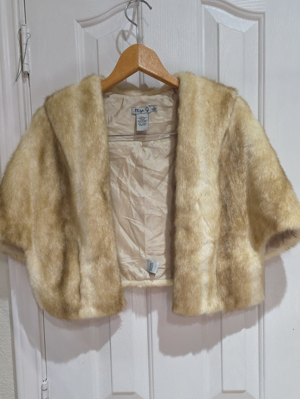 Eliza J Neutral Cream Faux Fur Cape  Size S